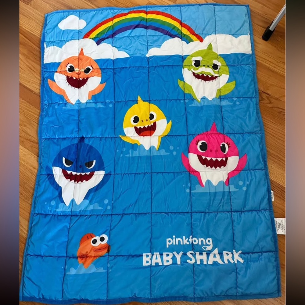Pinkfong Baby Shark Weighted Slumber Bag